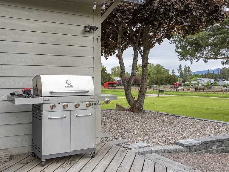 592 Homestake Trl — Photo 30