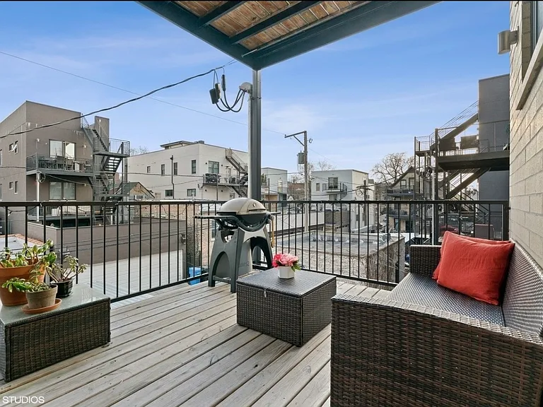 2441 W Haddon Ave #2 — Photo 16