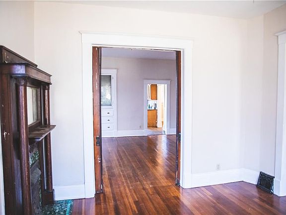 4th image of 726-728 N 23rd St