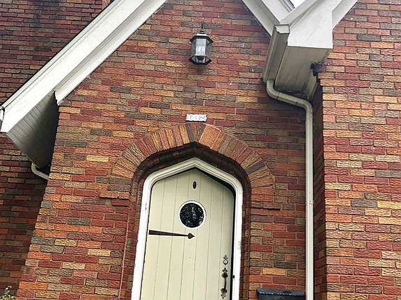 2nd image of 1412 Brookside Dr
