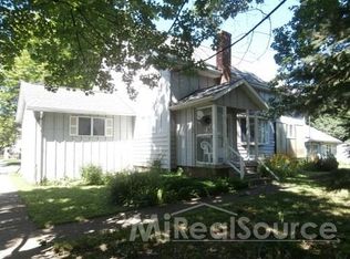 720 Pine St, Owosso, MI 48867