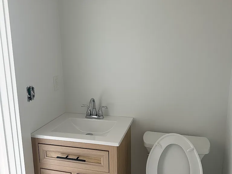 295 W Main St #295 — Photo 8