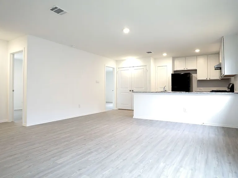 4220 Revetment Way — Photo 4