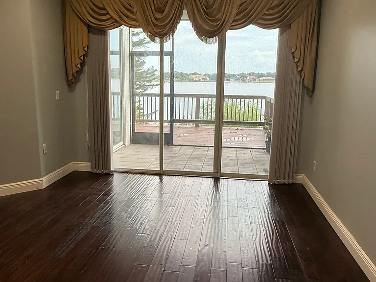 8228 Tivoli Dr — Photo 14