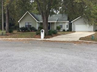 10072 Foxrun Cir, Pensacola, FL 32514