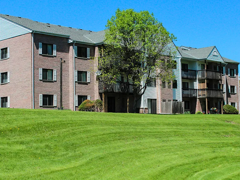 Olympic Ridge Apartments — Photo 41