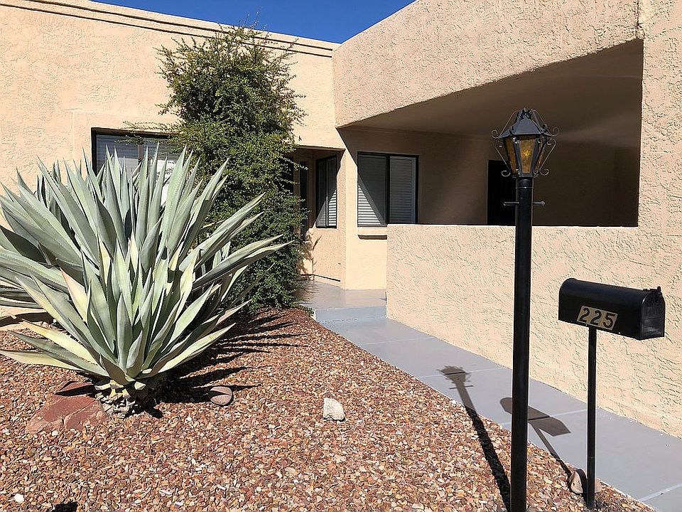 1st image of 225 E Calle Zafiro