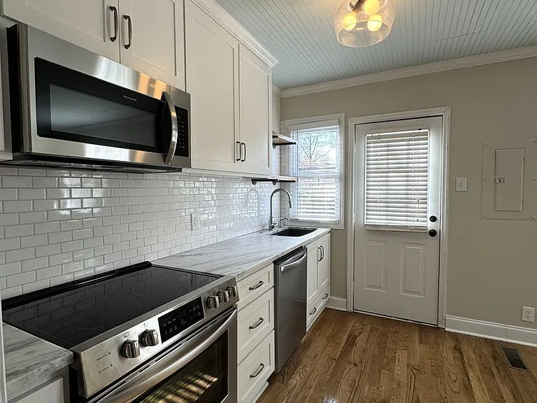 2028 Princeton Blvd SW — Photo 9