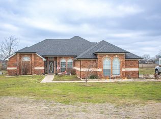 8716 S Water Tower Rd, Fort Worth, TX 76179