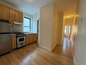 Rented by KNOCKKNOCK LLC