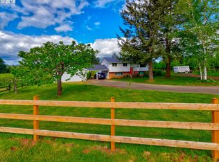 15611 S Carus Rd, Oregon City, OR 97045