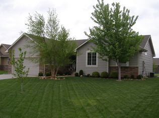 2714 N Rutgers St, Wichita, KS 67205