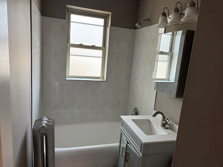 824 S 17th Ave #1A — Photo 7