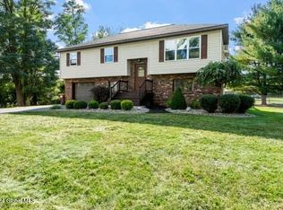 232 Phillips Rd, Schenectady, NY 12306