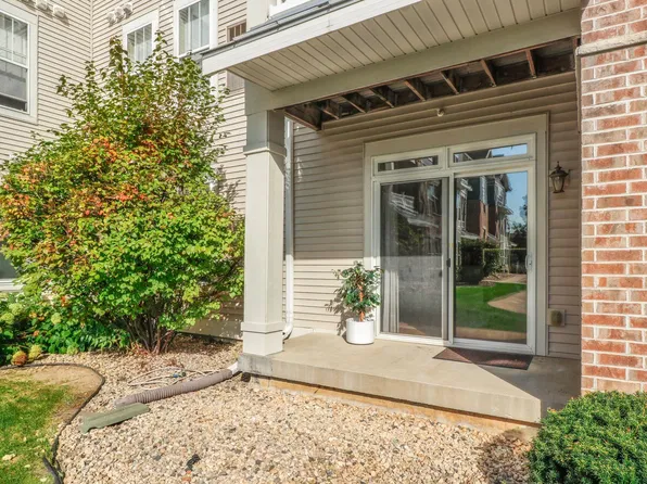 3848 Maple Grv #112, Madison, WI 53719