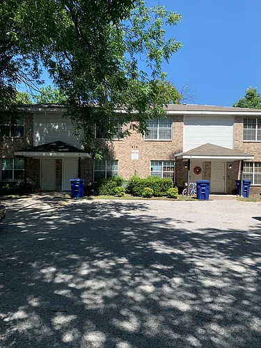 402 Veterans Ave #C Photo 1 402 Veterans Ave #C Photo 1