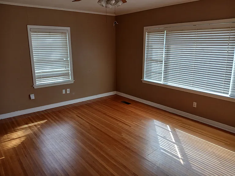 113 Ridge Dr — Photo 2