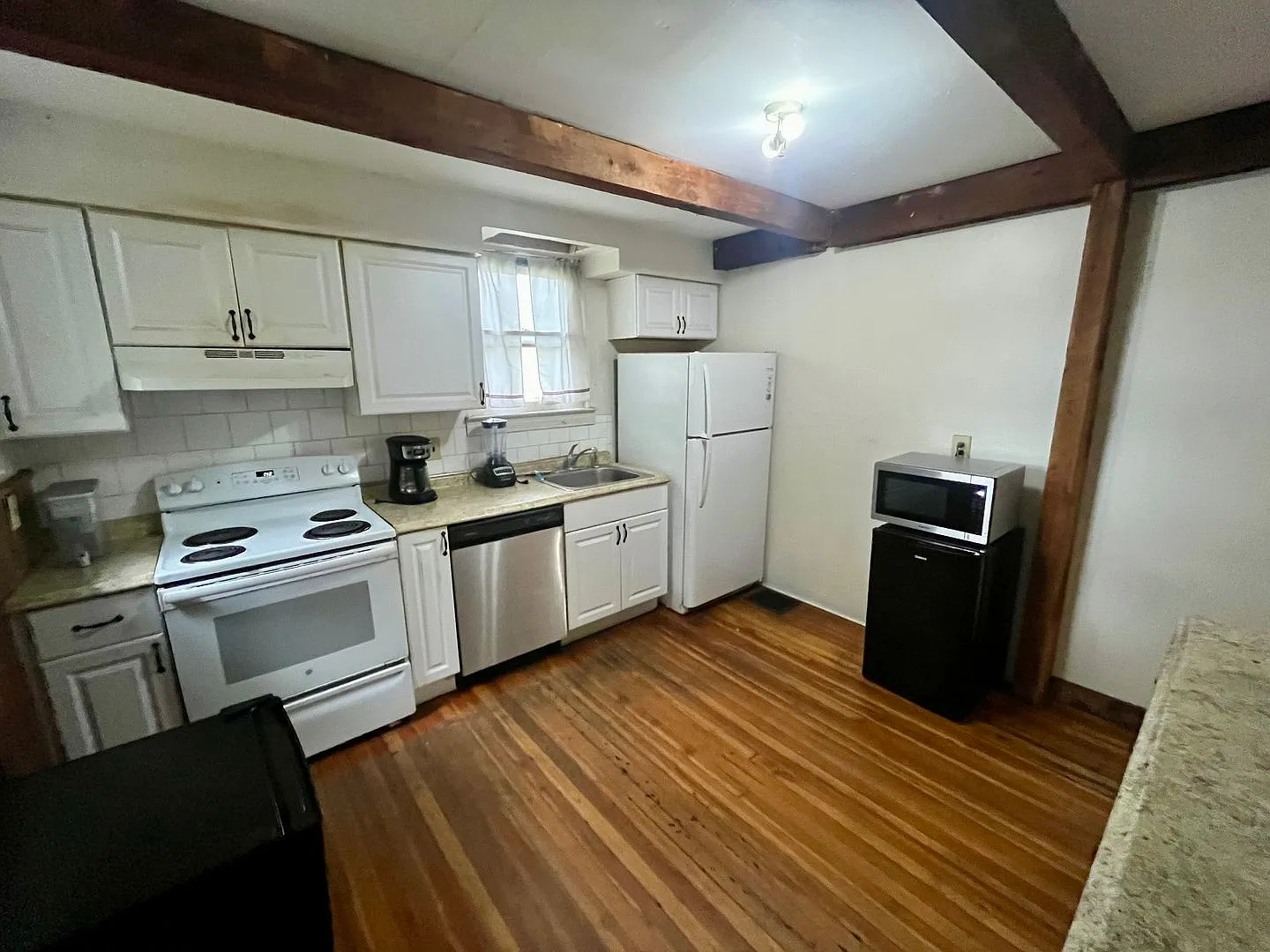 5 Bedroom house on Binghamton's West Side — Photo 2