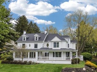 9730 Harmony Dr, Pittsburgh, PA 15237