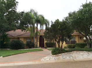 1312 Nicklaus Loop, Laredo, TX 78045