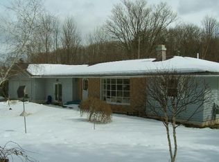 1928 Woodcliff Hills Dr, Traverse City, MI 49685