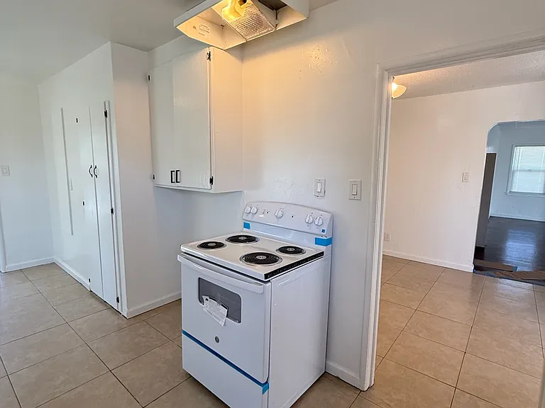 235 E Coolidge Ave #12 — Photo 30