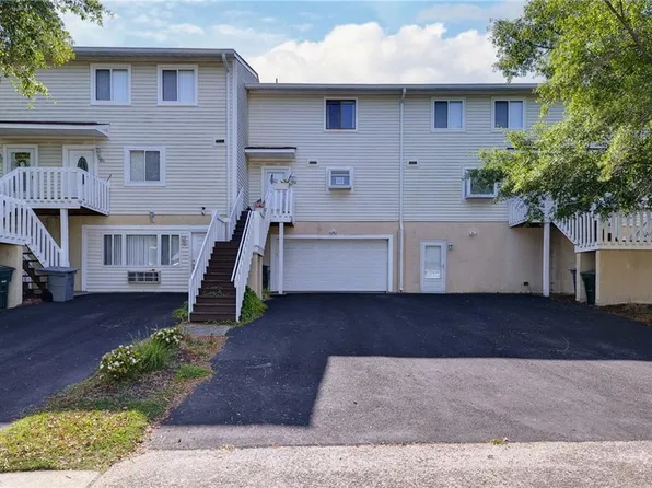 388 N 1st St, Hampton, VA 23664