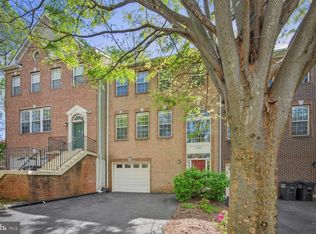4024 Rosemeade Dr, Fairfax, VA 22033