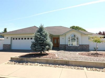 1091 SW Ironwood Dr, Grants Pass, OR, 97526