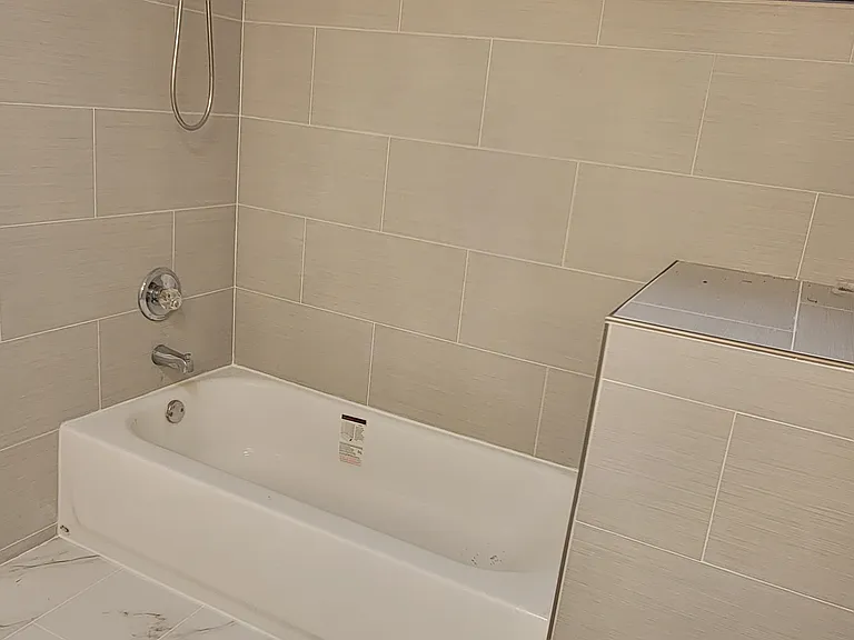406 Poplar St — Photo 6