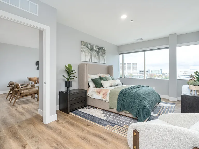 Lindsey Living — Photo 4