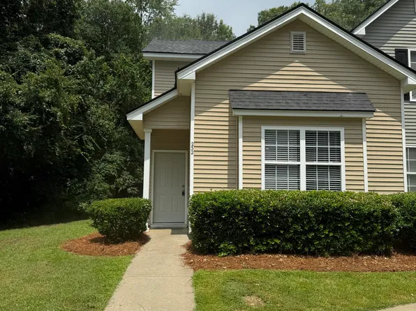 232 Brookshire Rd, Goose Creek, SC 29445