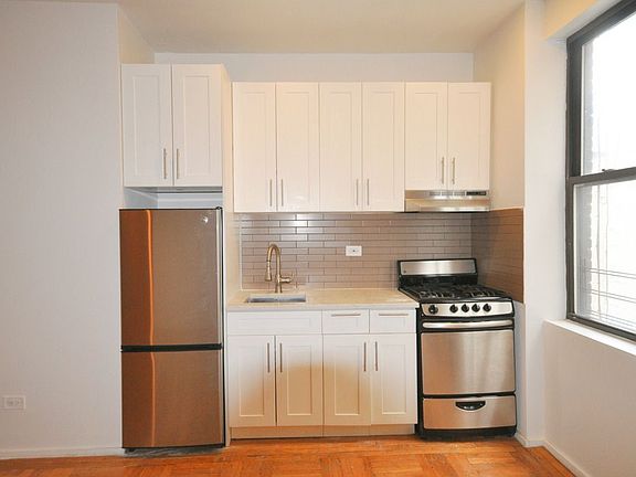 2nd image of 580 Saint Nicholas Ave #G5