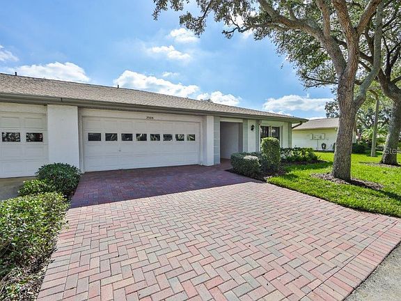 2nd image of 2508 Langtree Ct #305