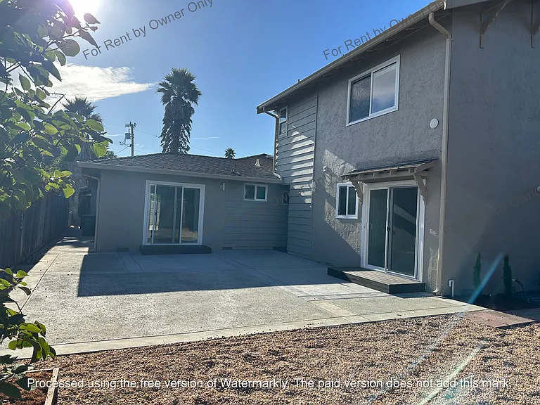 127 Getchell St — Photo 17