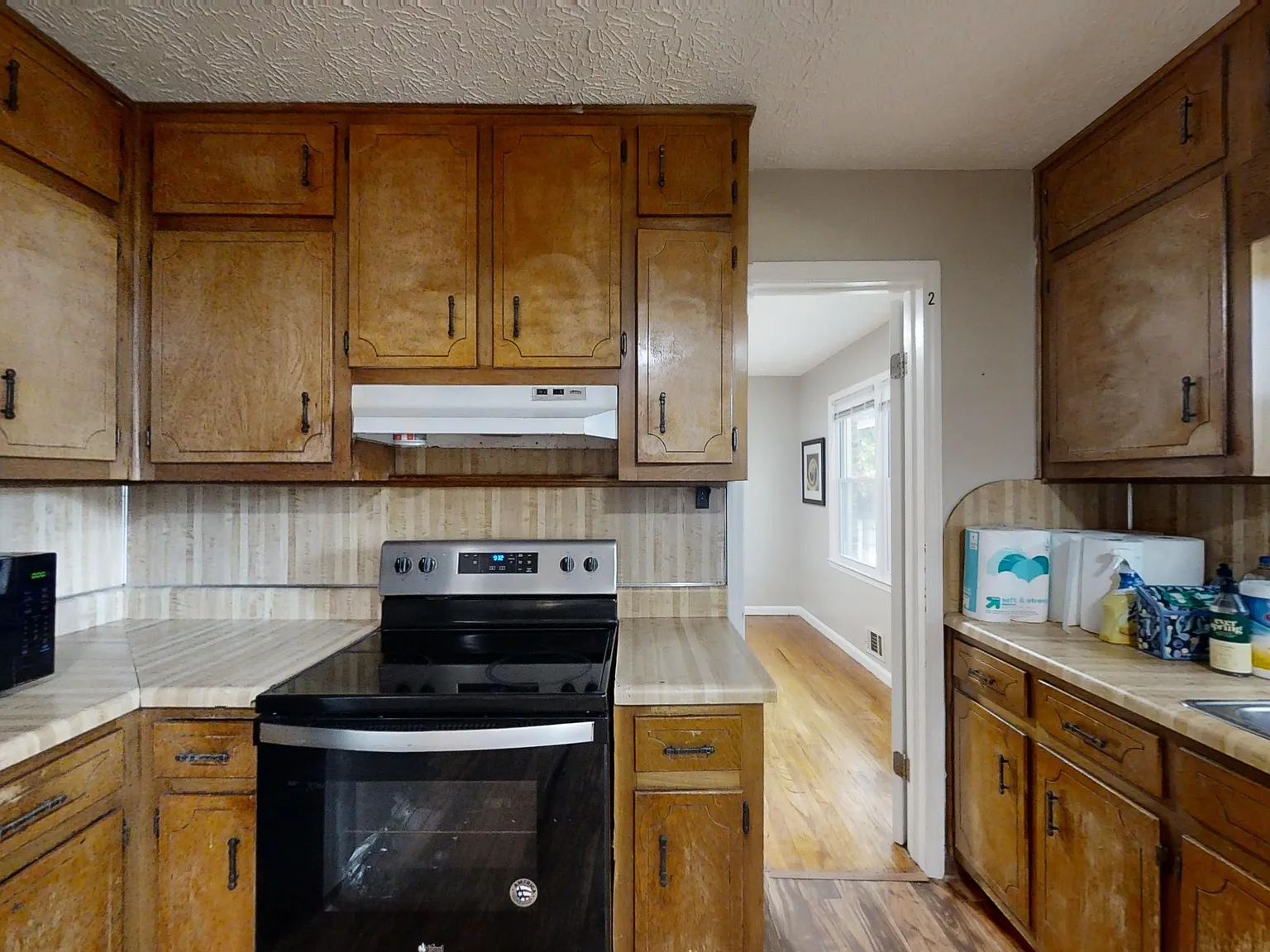 4 bed, 3.0 bath, 2526 sqft, $776 — Photo 3