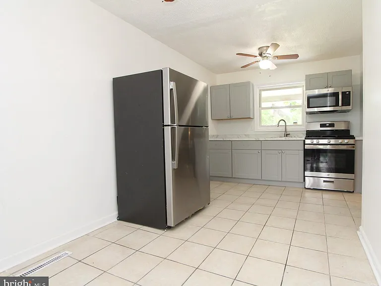 5634 Mitchell Rd — Photo 7