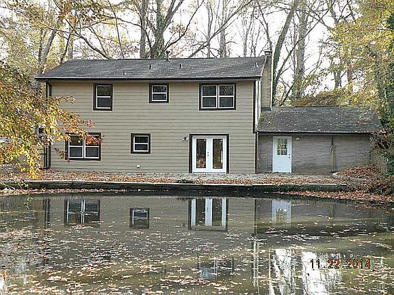 2nd image of 95 Kathryn Dr