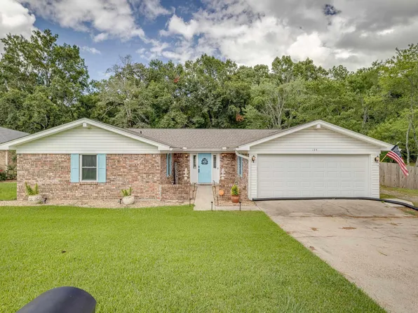 124 Lakeview Park Dr, Monroe, LA 71203