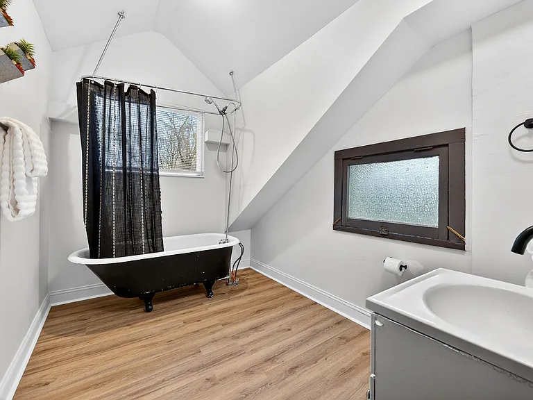 229 Horn Ave — Photo 21