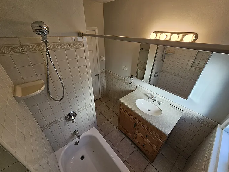 501 Macdonald St #1 — Photo 14