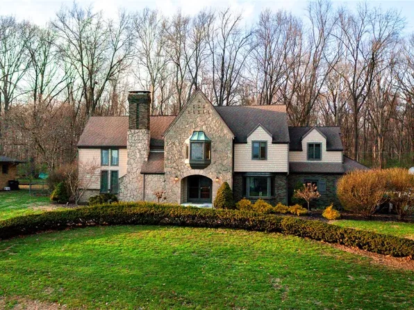 161 Thornhill Dr, Danville, IL 61832