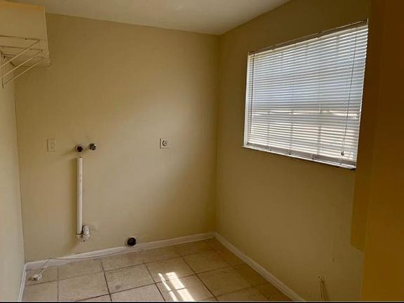 3rd image of 2900 NW 24th Ct