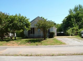 519 Gallaher Blvd, Lawrenceburg, TN 38464