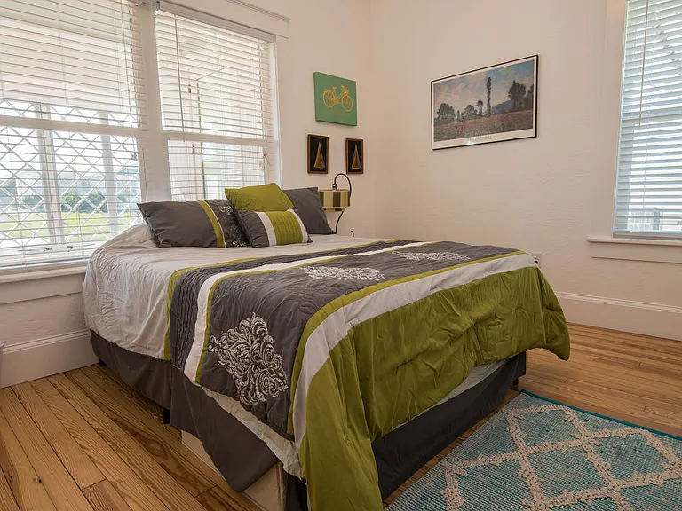 609 Lenox Ave — Photo 11