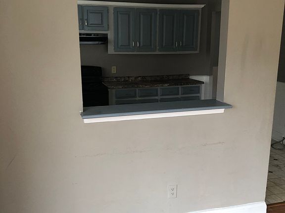 3rd image of 3403 A Bagwell Rd