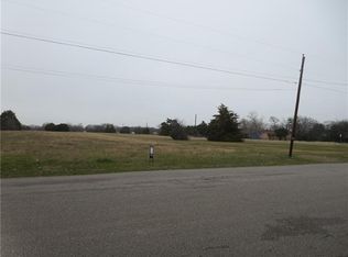 1043 Cedardale Rd, Lancaster, TX 75134