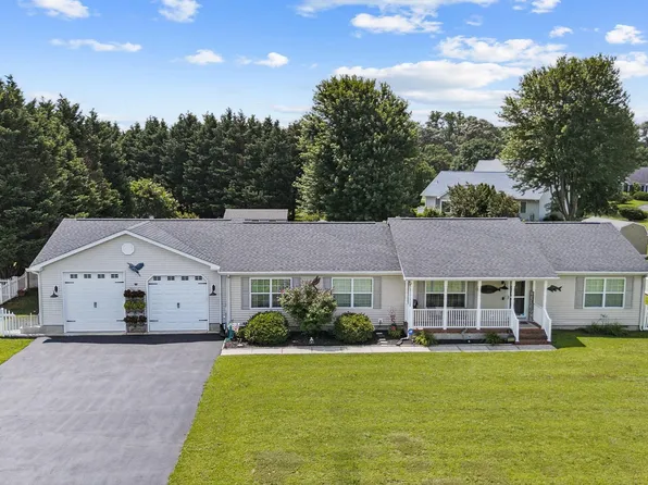 30008 Overbrook Dr, Milton, DE 19968