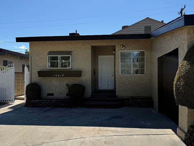 14417 Leibacher Ave — Photo 6