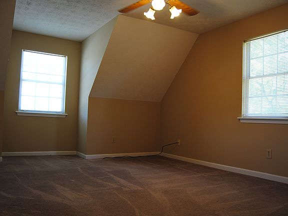 3rd image of 3054 Ashly Forest Dr